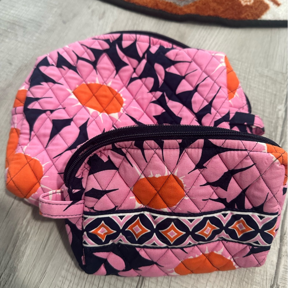 Vera Bradley cosmetic set